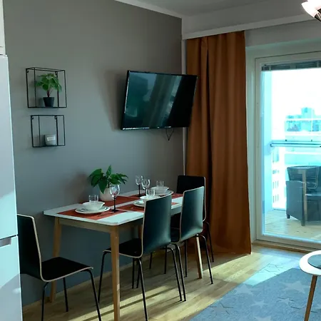 Studio Apartment With Balcony, Parkinghall *