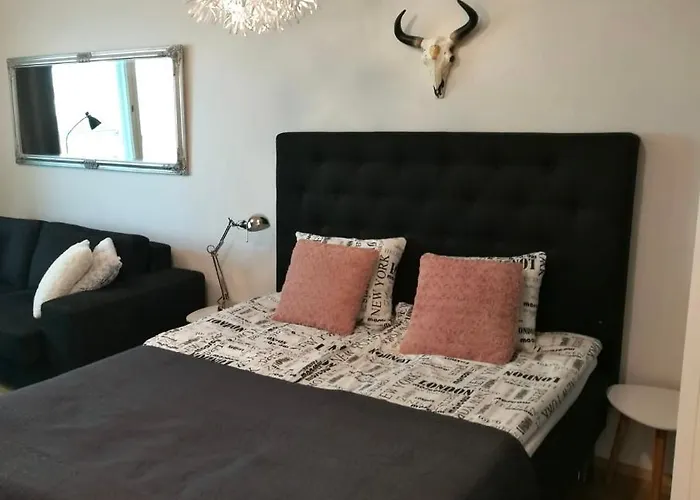 Starhomes * אולו